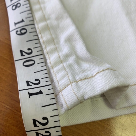 Vtg 90’s Y2K Levi Strauss Stretch White Denim Jean Capri Crop Pants Sz 4 (28x22) - Picture 7 of 7